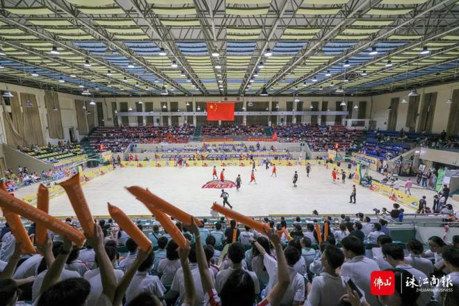 温岭篮球比赛_温岭篮球赛总冠军是谁啊_篮球赛冠军温岭是哪里人